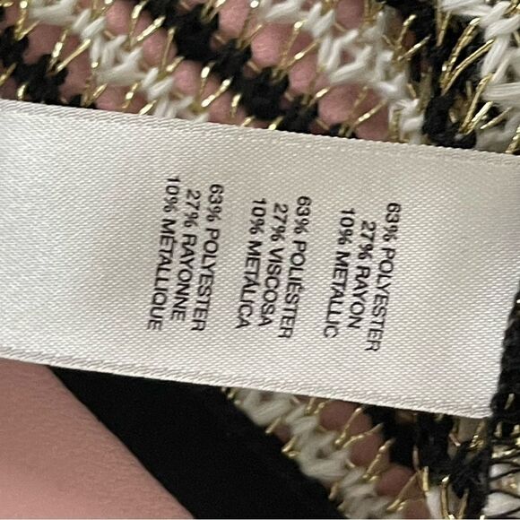 Chico’s Gold & Black Metallic‎ Pullover Seater size small - Picture 6 of 6